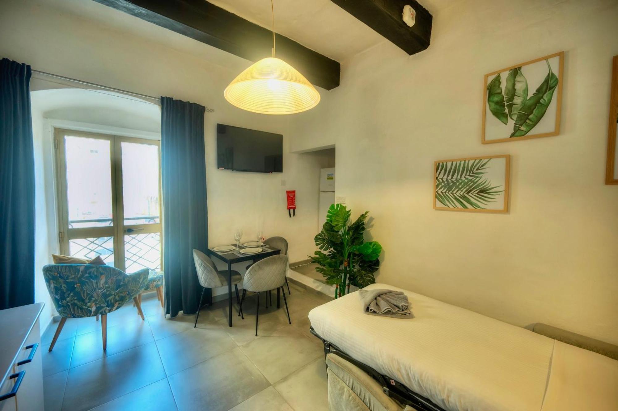 Cozy Flat. Swim Beach 2 Minutes Walk. The Old Valletta Mcri1-1 Buitenkant foto