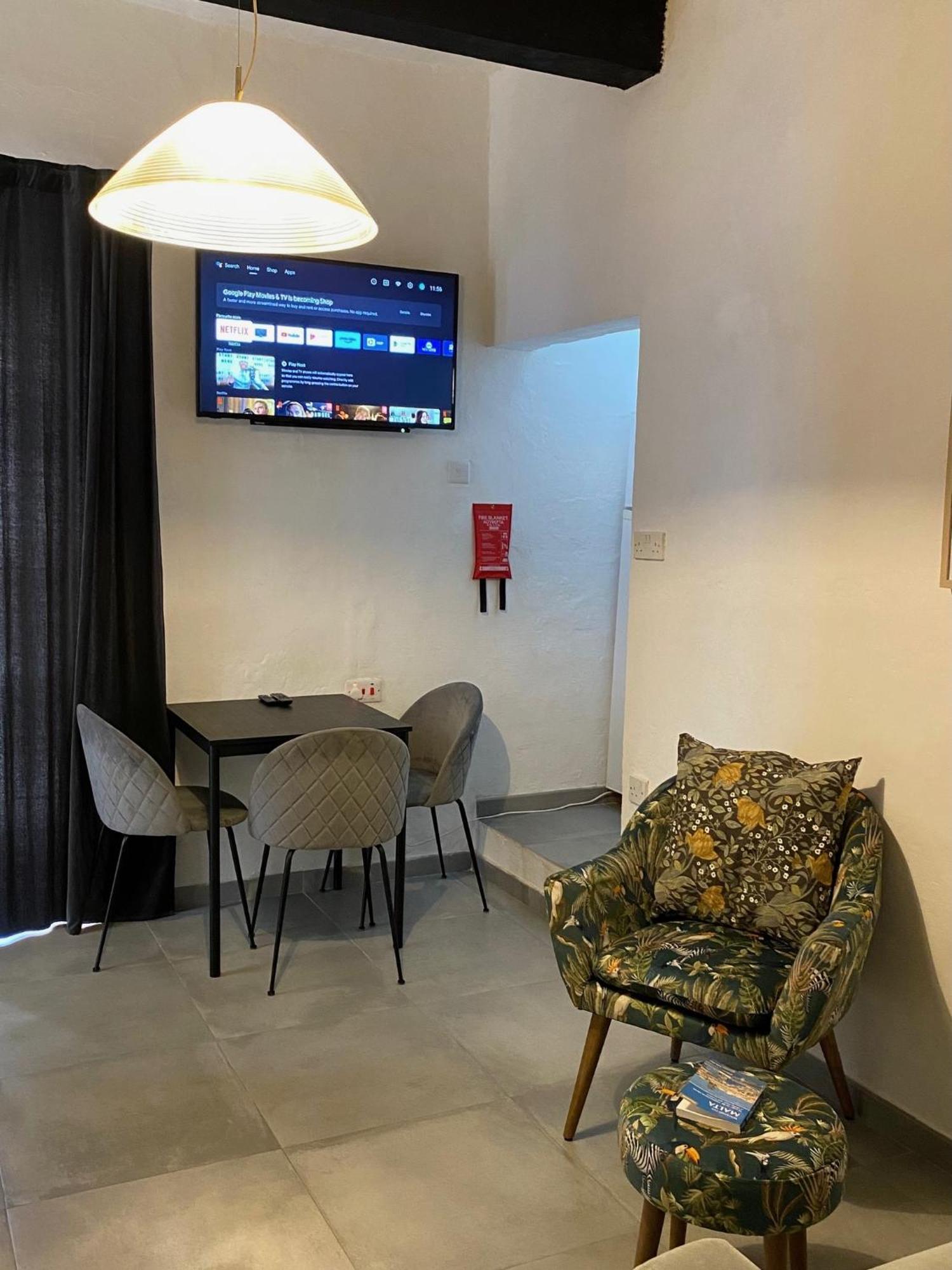 Cozy Flat. Swim Beach 2 Minutes Walk. The Old Valletta Mcri1-1 Buitenkant foto