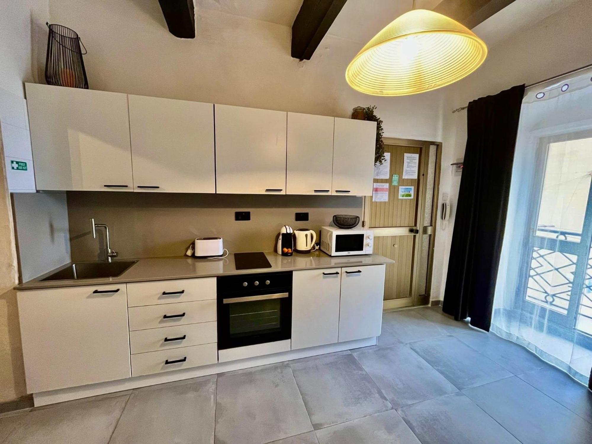 Cozy Flat. Swim Beach 2 Minutes Walk. The Old Valletta Mcri1-1 Buitenkant foto